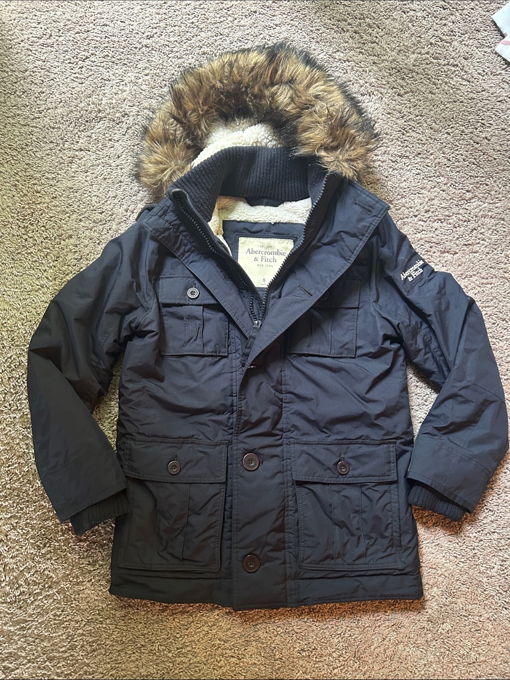 Abercrombie & Fitch Men’s Dark Navy Hooded Heavy Winter Jacket Coat